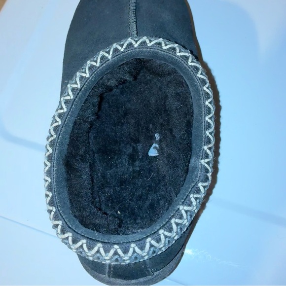 UGG Tasman Slipper in Black Women’s Size 8 - Picture 9 of 13
